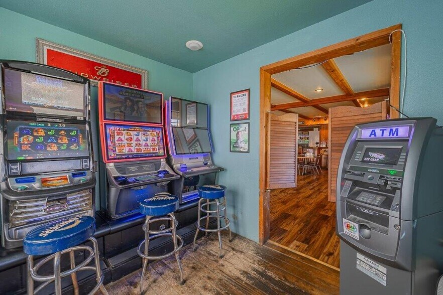 More Photos Of 3030 Oregon Ave, Bandon Restaurant For Sale