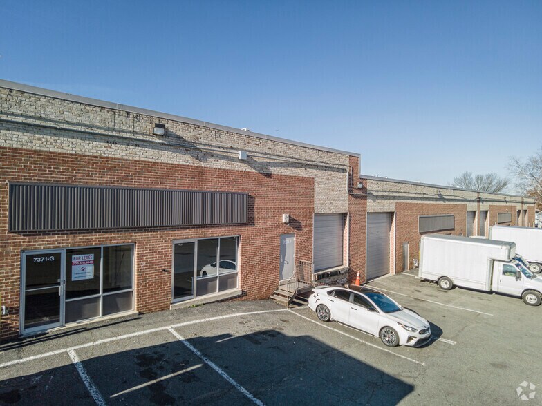 More Photos Of 7401-7403 Lockport Pl, Lorton Unknown For Lease