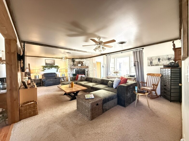 More Photos Of 9506 F M 835, Slaton Sports And Entertainment For Sale