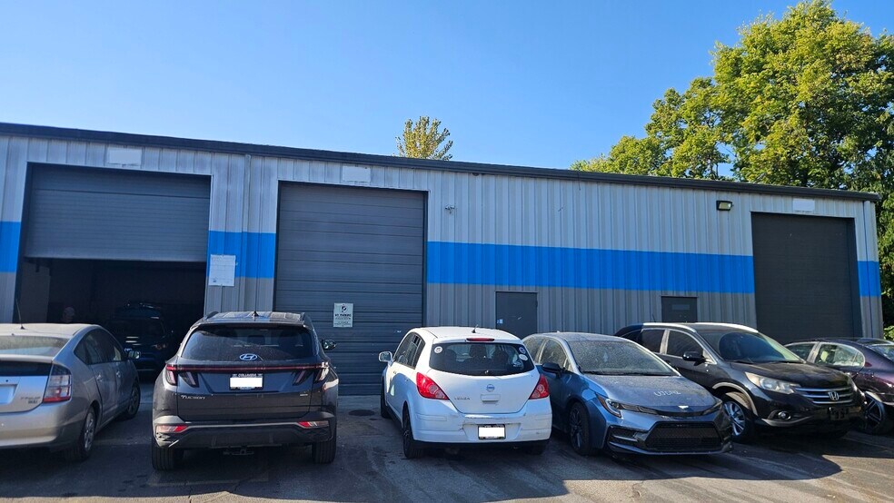 Primary Photo Of 4668-4674 Neway Dr, Hamilton Warehouse For Lease