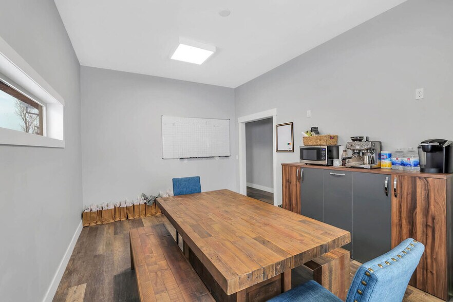 More Photos Of 105 E Jacob St, McCall Service For Sale