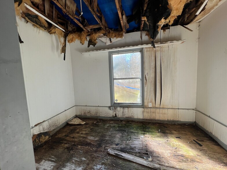 More Photos Of 8144 W Grover Cleveland Blvd, Homosassa Office For Sale