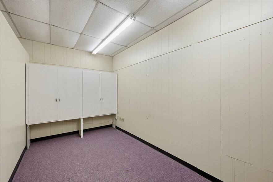 More Photos Of 148 W Green St, Hazlehurst Office For Sale