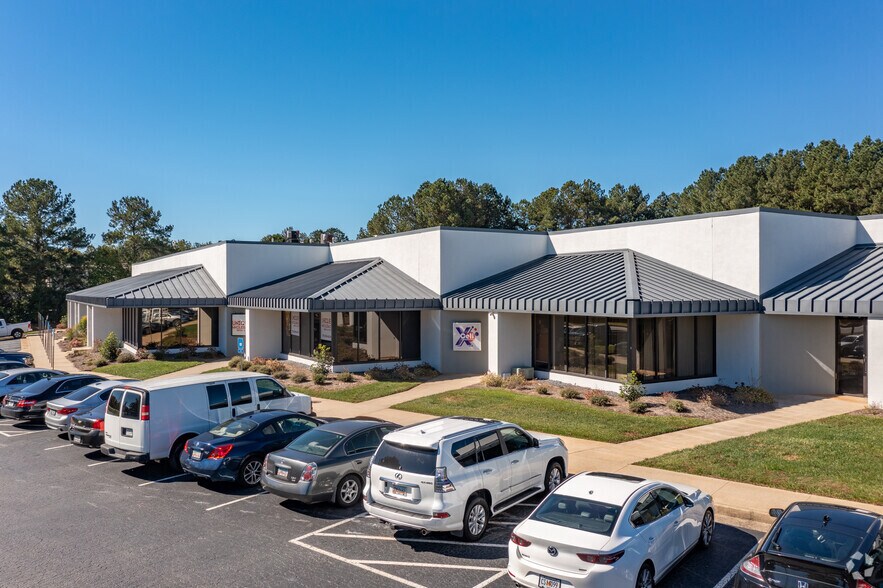 More Photos Of 5172 Brook Hollow Pkwy, Norcross Unknown For Lease