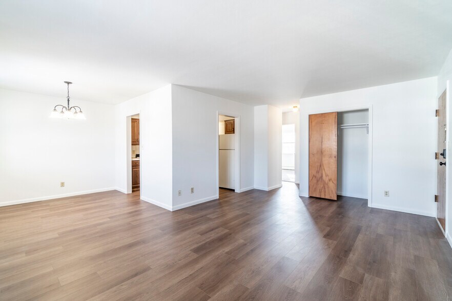 More Photos Of 19022 4th St, New Paris Apartments For Sale