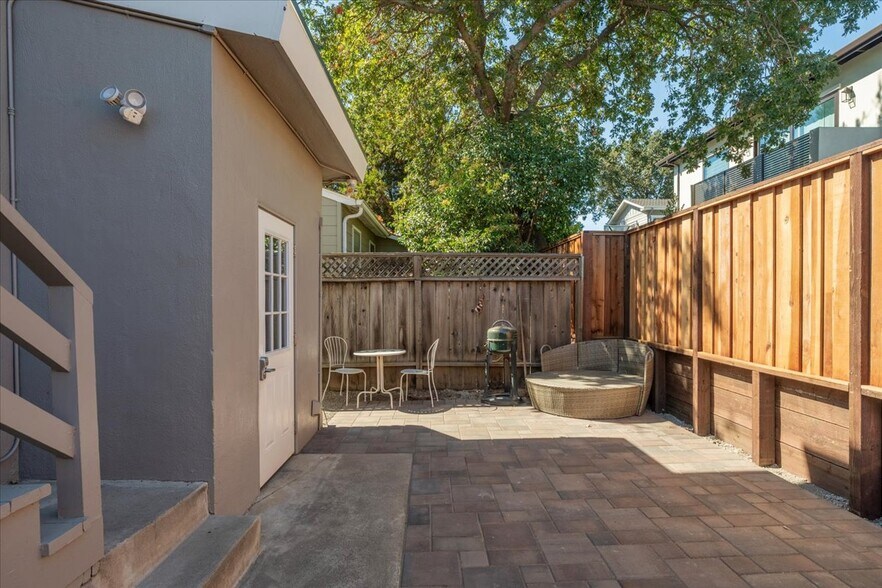 More Photos Of 660 Roble Ave, Menlo Park Apartments For Sale