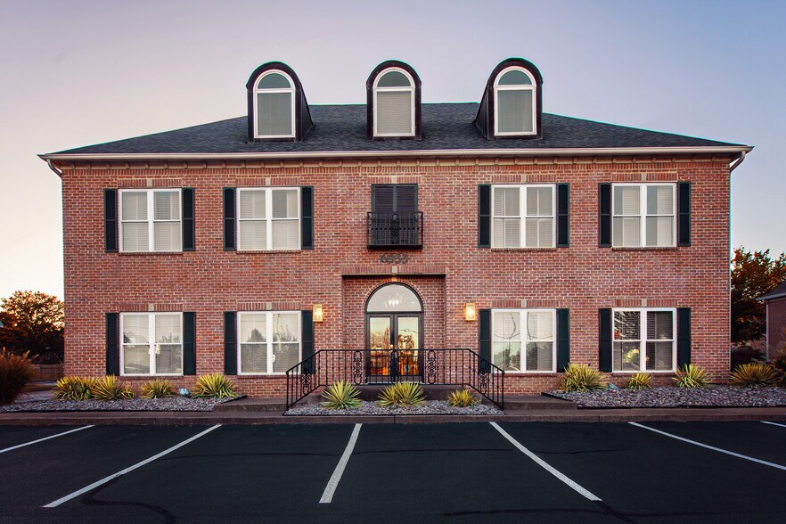 Primary Photo Of 6933 Crumpler Blvd, Olive Branch Office For Lease