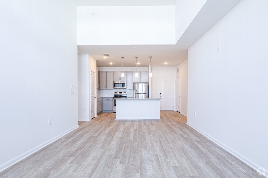 More Photos Of 5401 Commonwealth Centre Pky, Midlothian Apartments For Sale