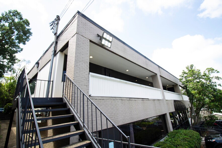 More Photos Of 3720 4th Ave S, Birmingham Medical For Lease