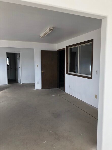 More Photos Of 11159 E US Highway 24, Peyton Warehouse For Lease