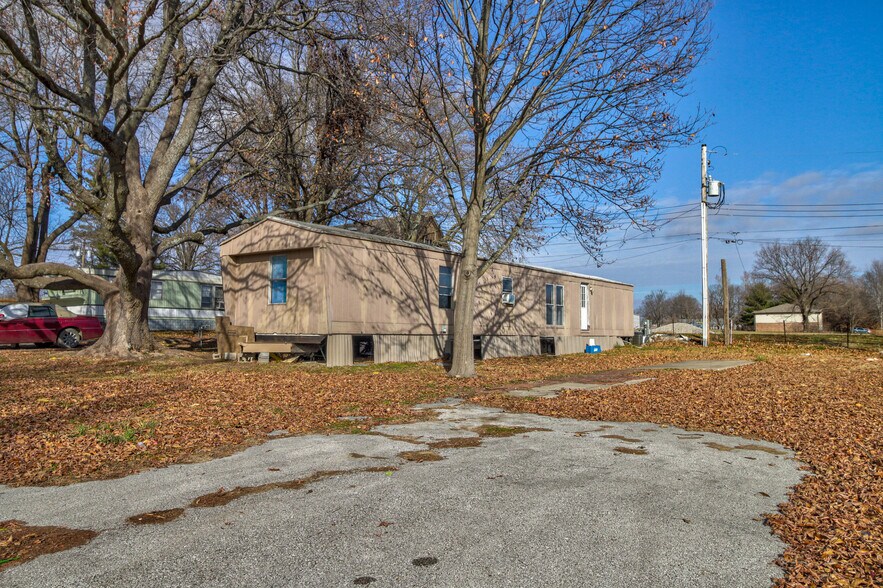 More Photos Of 1 Oakdale Dr, Lexington Manufactured Housing Mobile Home Park For Sale
