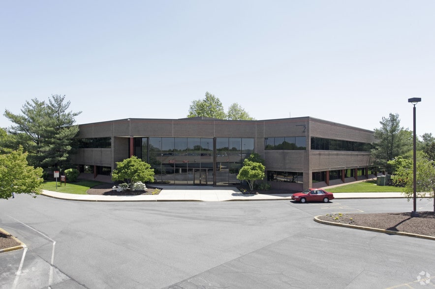 More Photos Of 2 Reads Way, New Castle Office For Lease