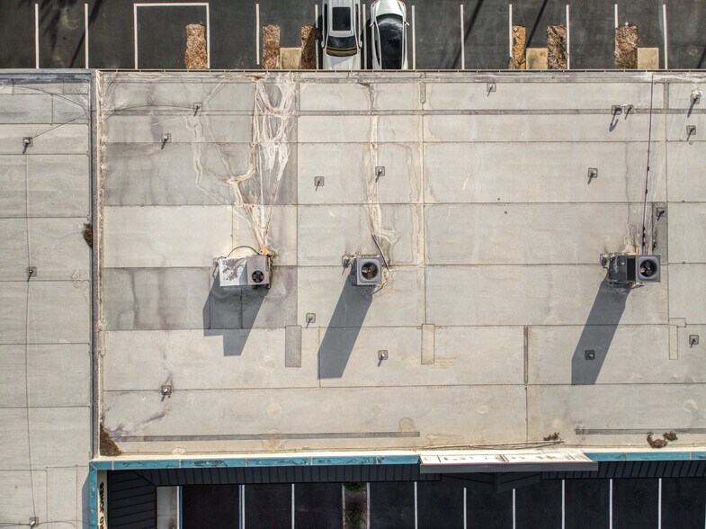 More Photos Of 33 Ryant Blvd, Sebring Medical For Sale