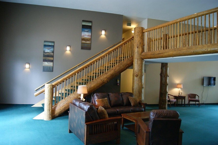 More Photos Of 5310 Dickensheet Rd, Coolin Hotel For Sale