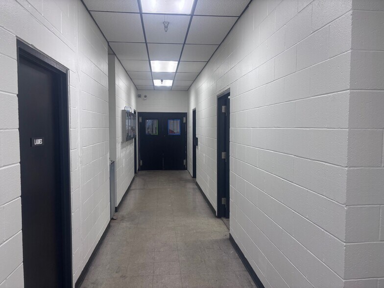 More Photos Of 603 Hill Ave, Nashville Service For Lease