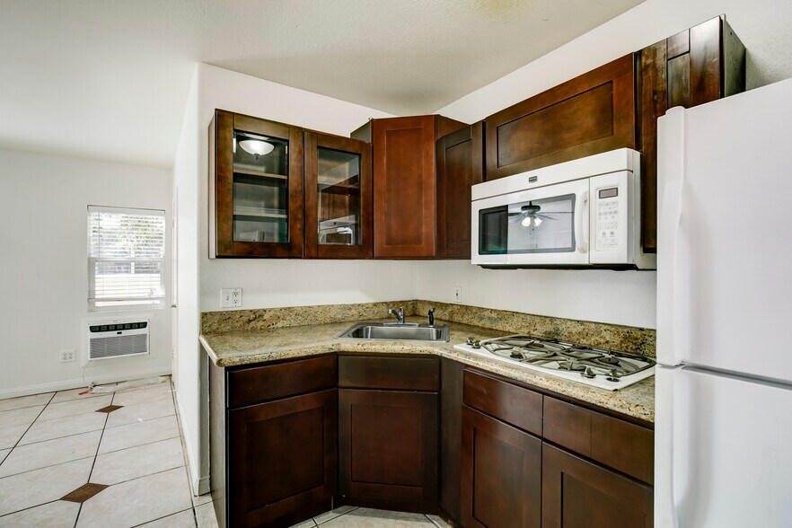 More Photos Of 2371 Mentone Ave, Mentone Apartments For Sale