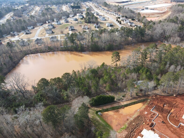 More Photos Of 4039 Hanover Way, Ellenwood Apartments For Lease