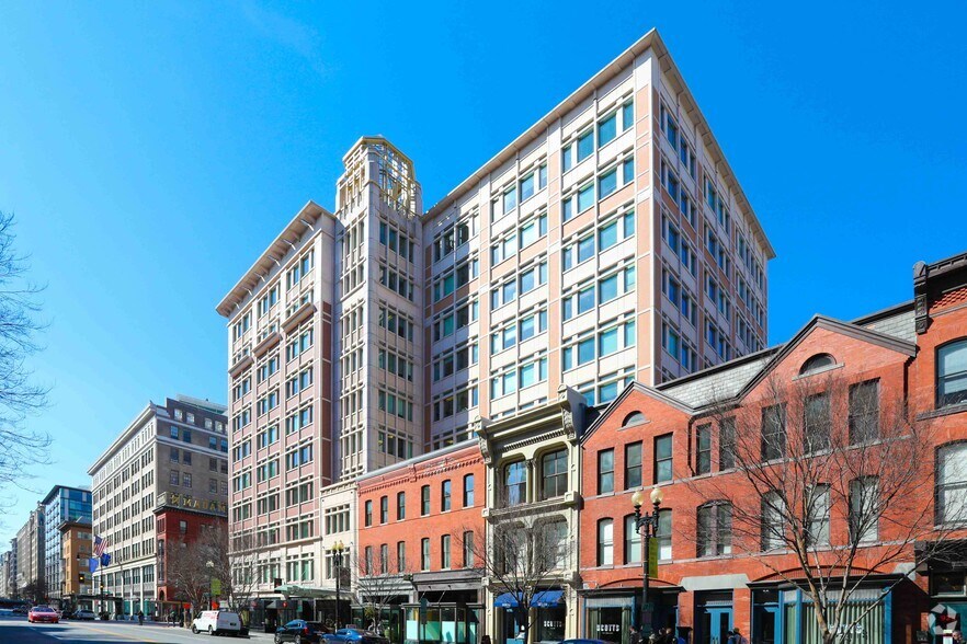 More Photos Of 975 F St NW, Washington Office For Lease