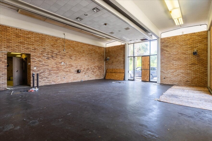 More Photos Of 6653 Church St, Riverdale Freestanding For Sale