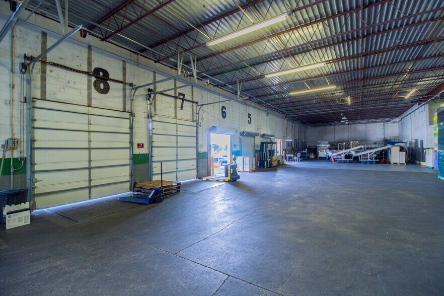 More Photos Of 1005 Snively Ave, Winter Haven Refrigeration Cold Storage For Sale