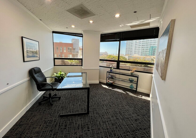 More Photos Of 201 Santa Monica Blvd, Santa Monica Office For Lease