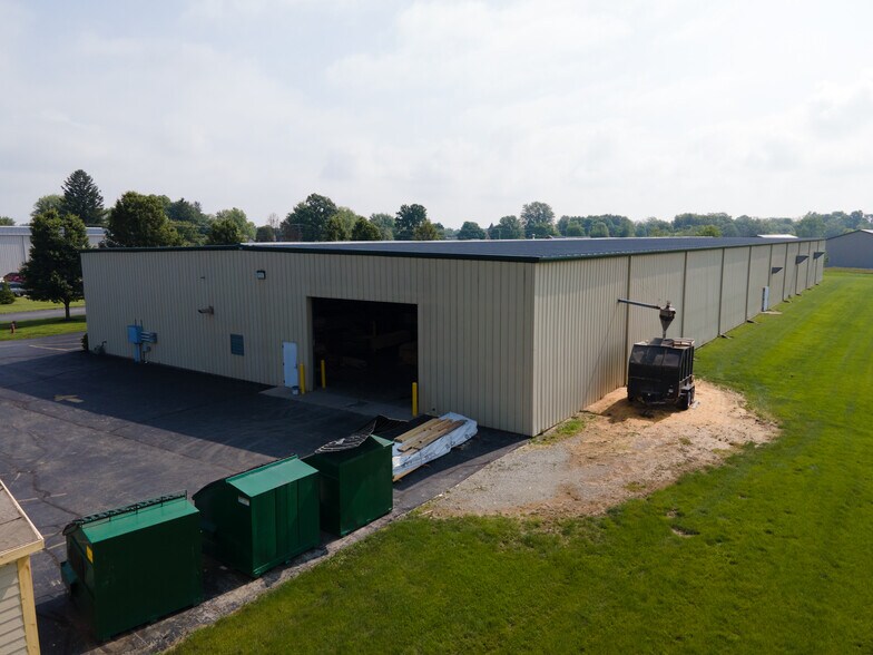 More Photos Of 507 Demoss Ave, Arcadia Industrial For Sale