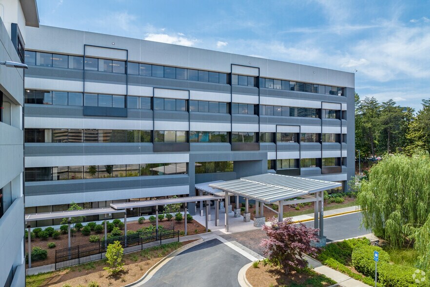 More Photos Of 1150 Lake Hearn Dr NE, Atlanta Unknown For Lease