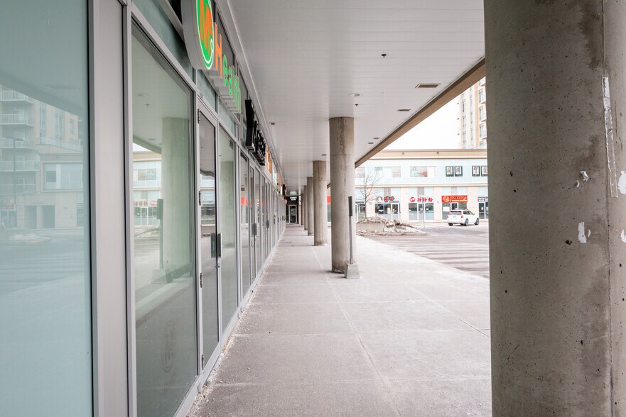 More Photos Of 28 S Unionville Av, Markham Storefront Retail Office For Sale