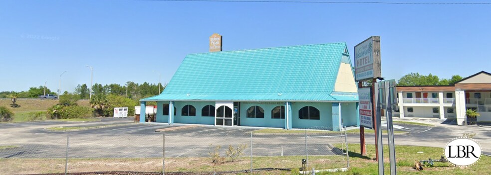 More Photos Of 3490 Garden St, Titusville Restaurant For Lease