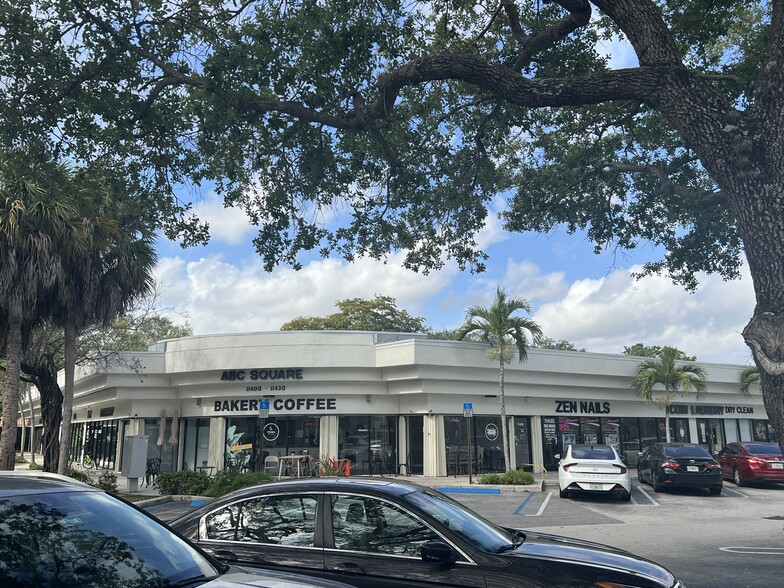 Primary Photo Of 11400-11430 W Sample Rd, Coral Springs Storefront Retail Office For Lease