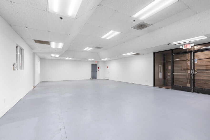 More Photos Of 3904 Winters St, Sacramento Warehouse For Lease