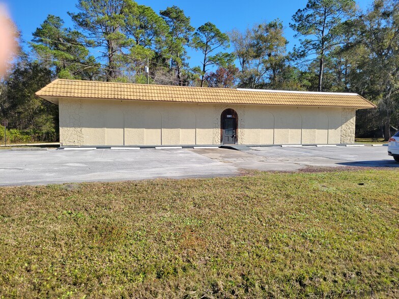 More Photos Of 12001 Highway 441 S, Micanopy Restaurant For Sale