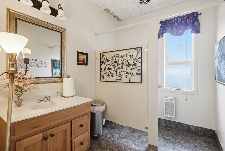 More Photos Of 346 Old New Windsor Pike, Westminster Flex For Sale