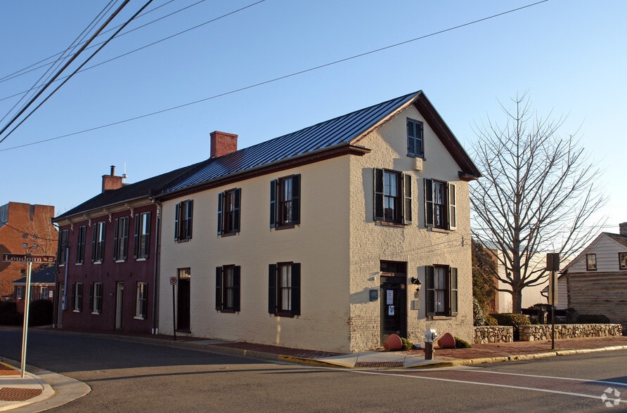 Primary Photo Of 14 Loudoun St SW, Leesburg Office For Lease