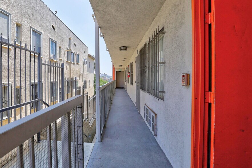 More Photos Of 313 N Alexandria Ave, Los Angeles Apartments For Sale
