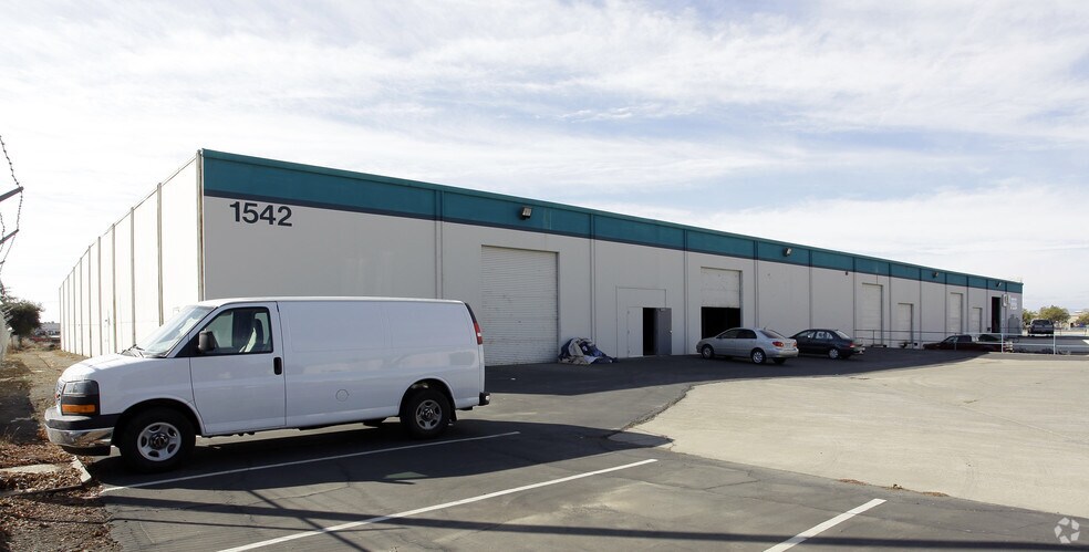 Primary Photo Of 1542 Tanforan Ave, Woodland Warehouse For Lease