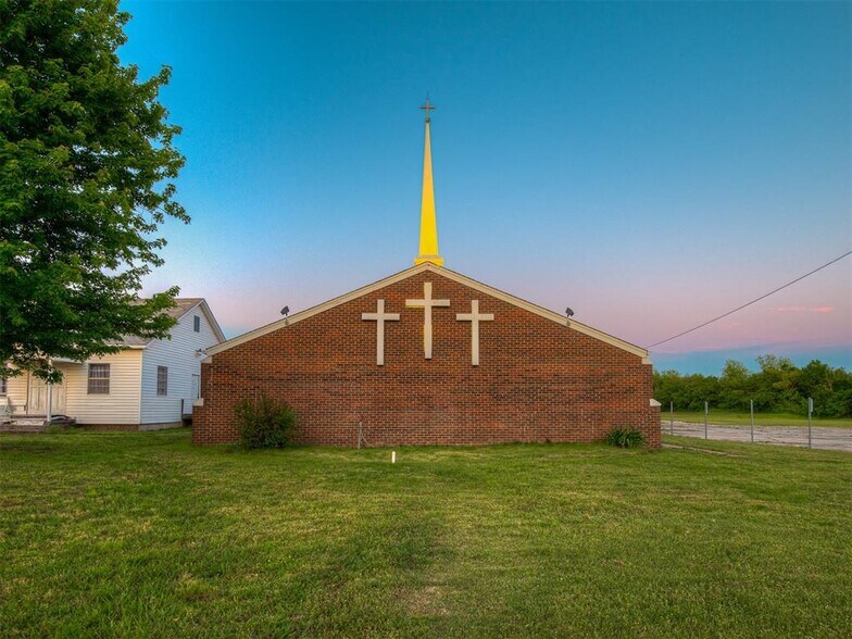 Primary Photo Of 2000 N Spencer Rd, Oklahoma City Religious Facility For Sale