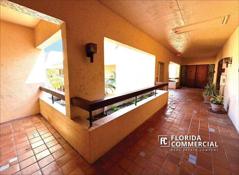 More Photos Of 900 SE Ocean Blvd, Stuart Medical For Sale