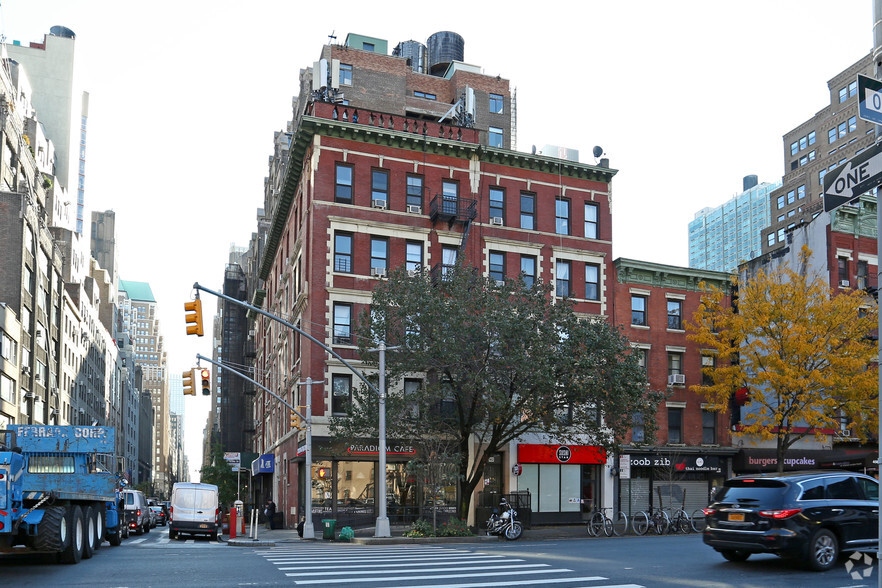 Primary Photo Of 364 W 36th St, New York Apartments For Lease