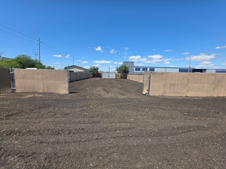 More Photos Of 21414 N 24th Dr, Phoenix Land For Lease