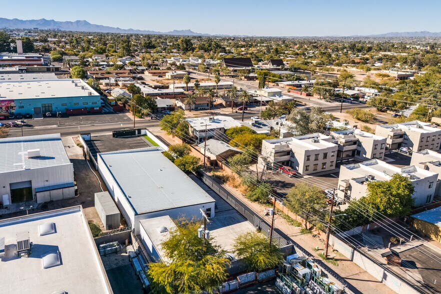 More Photos Of 1140 N Rosemont Blvd, Tucson Research And Development For Sale