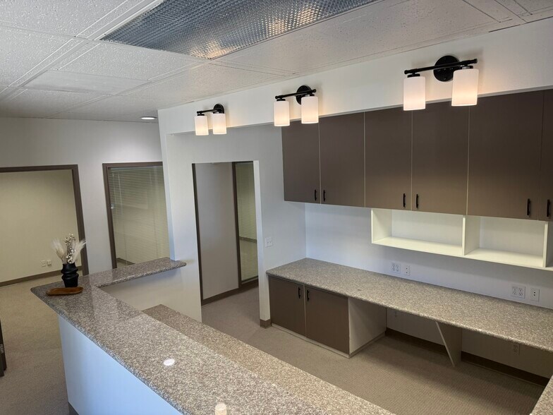 More Photos Of 23191-23193 La Cadena Dr, Laguna Hills Office For Sale