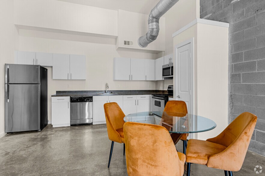 More Photos Of 1403 Slocum St, Dallas Apartments For Lease