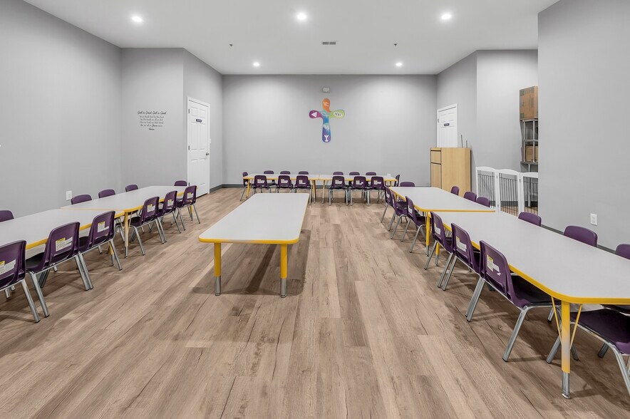 More Photos Of 101 Fairfield Dr, Nicholasville Daycare Center For Sale