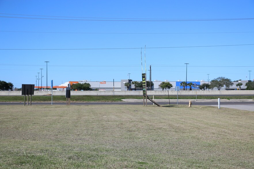 More Photos Of US Hwy 77 & Brookhaven Dr, Corpus Christi Land For Sale