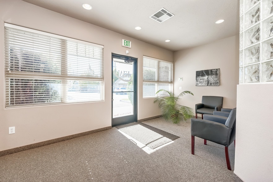 More Photos Of 917-921 S Allante Pl, Boise Office For Lease