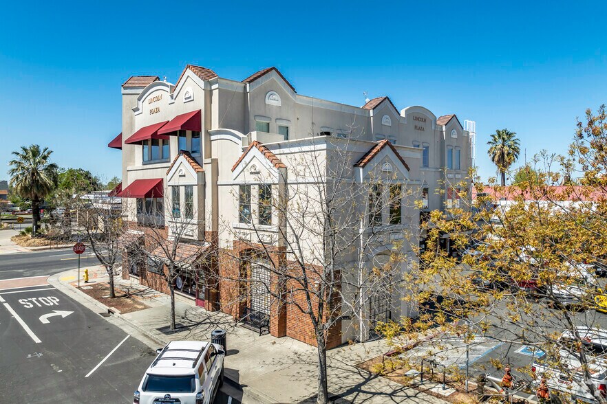 More Photos Of 605 Lincoln Blvd, Lincoln Office For Lease