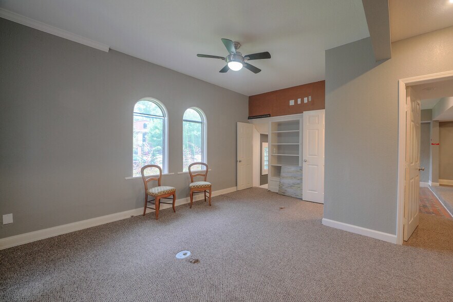 More Photos Of 2424 Southmore Blvd, Houston Medical For Lease