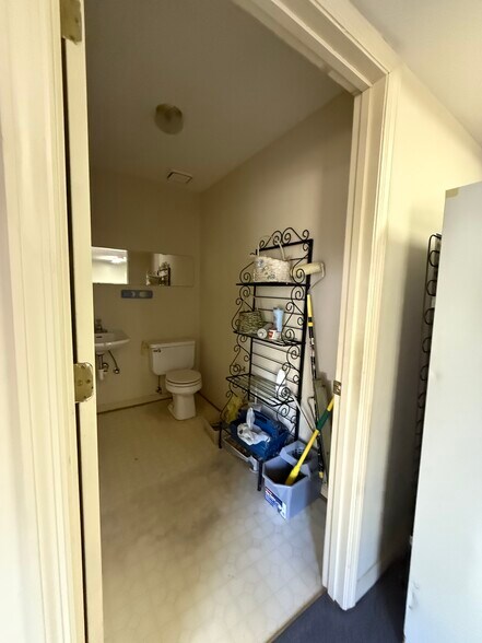 More Photos Of 5313 Buena Vista Rd, Columbus Freestanding For Sale