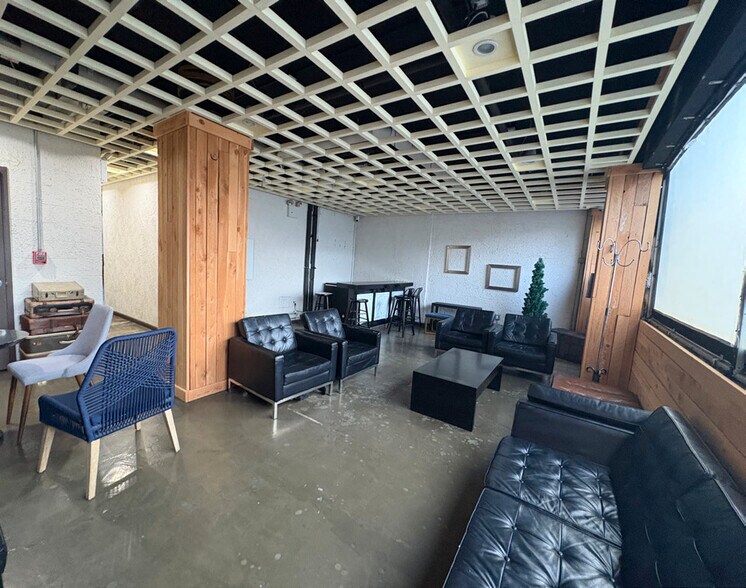 More Photos Of 163 Orchard St, New York Hotel For Lease